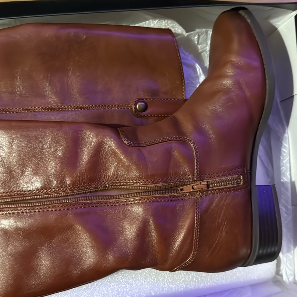 International Concepts Boots